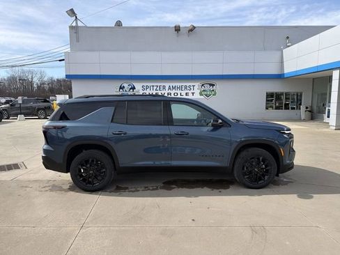 New 2026 Chevrolet Traverse LT w/ Midnight/Sport Edition image 10