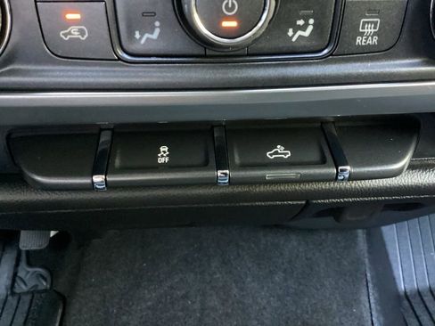 Used 2017 Chevrolet Silverado 1500 LT w/ LT Convenience Package image 54