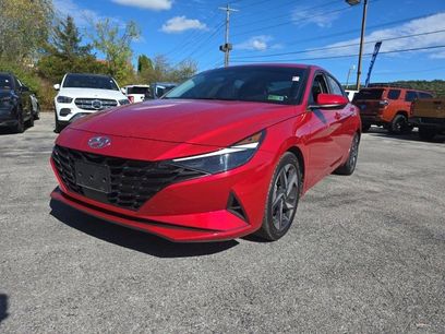 Used 2023 Hyundai Elantra SEL w/ Convenience Package