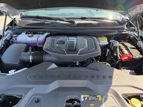 New 2026 Jeep Grand Wagoneer Limited AWD/4WD image 8
