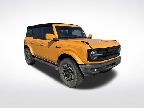 Used 2022 Ford Bronco Outer Banks AWD/4WD image 2