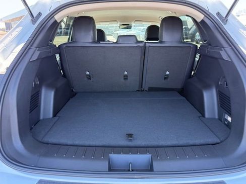 New 2025 VinFast VF 8 Eco image 30