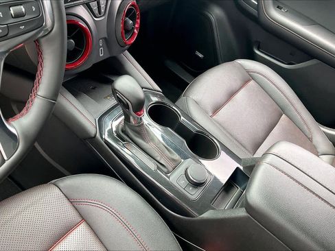 Used 2025 Chevrolet Blazer RS image 16