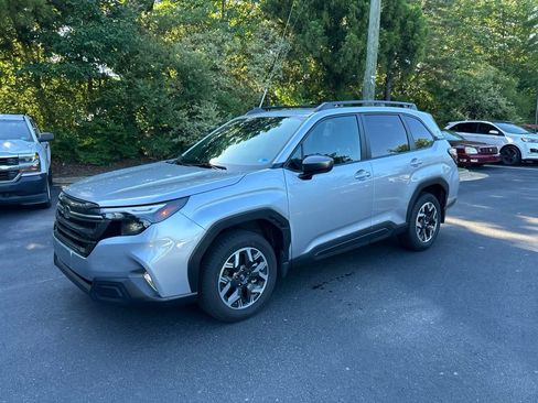 Certified 2026 Subaru Forester Premium AWD/4WD image 10