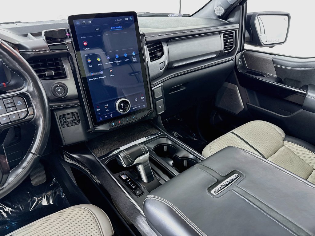Used 2023 Ford F150 Lightning Platinum AWD/4WD image 25