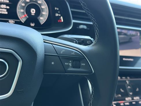 Used 2024 Audi Q8 Premium w/ Convenience Package image 22