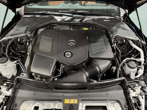 Used 2023 Mercedes-Benz C 300 4MATIC Sedan image 30