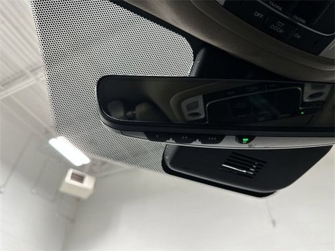 Used 2022 Honda Pilot Elite image 42