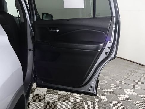 Used 2018 Honda Pilot Elite image 29