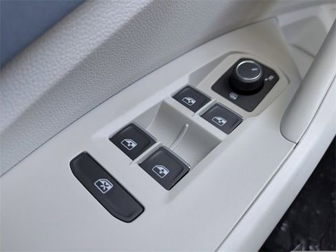 New 2026 Volkswagen Jetta SE image 26