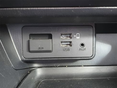 Used 2015 MAZDA MAZDA3 i Touring image 34