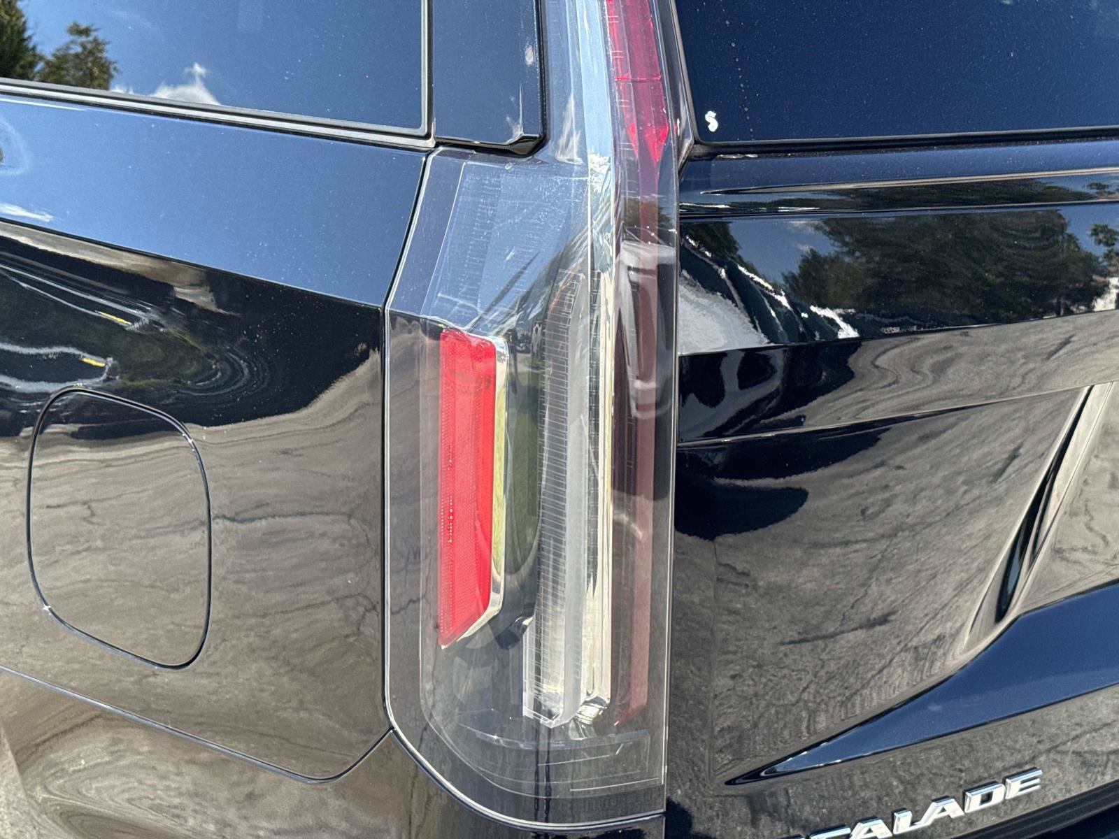 Certified 2024 Cadillac Escalade V w/ LPO, Floor Liner Package AWD/4WD image 11