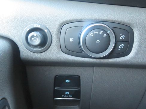 Used 2024 Ford Transit 350 XLT image 42