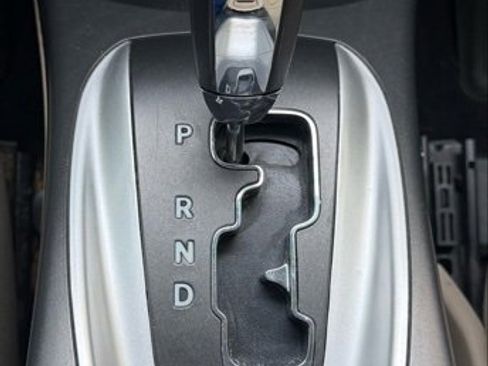 Used 2017 Dodge Journey SXT w/ Comfort/Convenience Group image 12