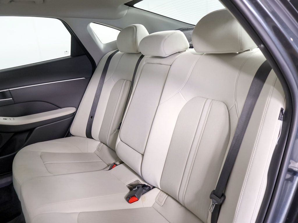 Certified 2026 Hyundai Sonata SEL AWD/4WD image 26