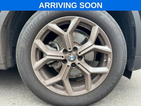 Used 2023 BMW X3 xDrive30i w/ Convenience Package AWD/4WD image 9