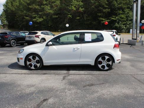 Used 2013 Volkswagen GTI 2-Door image 9