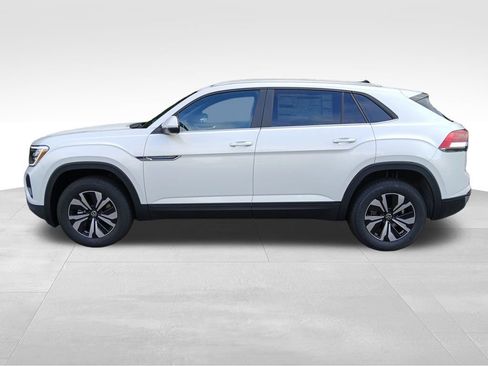New 2026 Volkswagen Atlas Cross Sport SE AWD/4WD image 2
