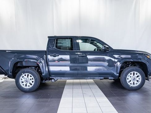 New 2026 Toyota Tacoma SR image 3