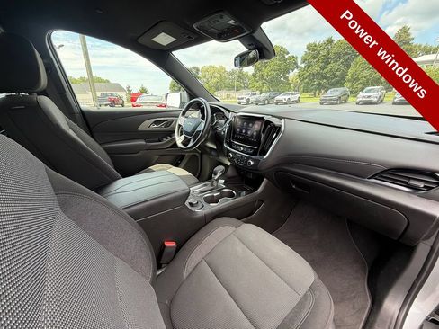 Used 2023 Chevrolet Traverse LT AWD/4WD image 46
