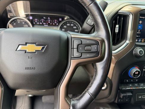Used 2022 Chevrolet Silverado 1500 High Country w/ Technology Package AWD/4WD image 20