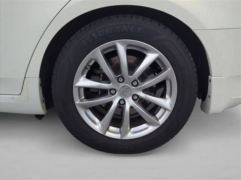 Used 2009 INFINITI G37 Journey w/ Premium Pkg image 9