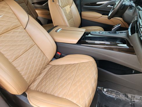 Used 2022 Cadillac Escalade Sport w/ Touring Package image 12