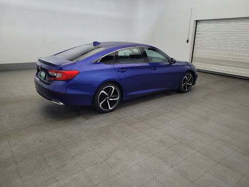 Used 2018 Honda Accord Sport image 10