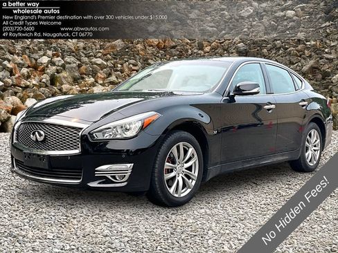Used 2019 INFINITI Q70 Luxe AWD/4WD image 1