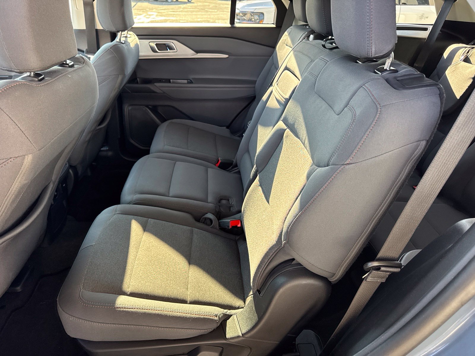 Certified 2025 Ford Explorer Active AWD/4WD image 37