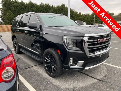 Used 2021 GMC Yukon SLT image 1