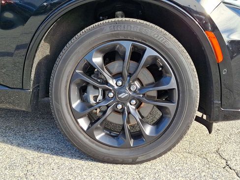 Used 2023 Dodge Durango R/T w/ Hemi Orange Plus Package image 8