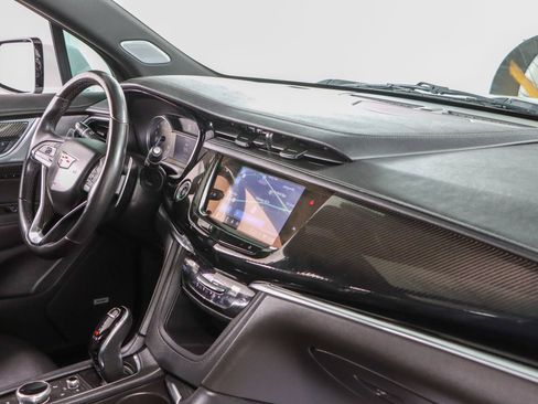 Used 2023 Cadillac XT6 Sport AWD/4WD image 28