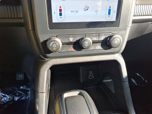 Used 2024 Ford Ranger XL image 20