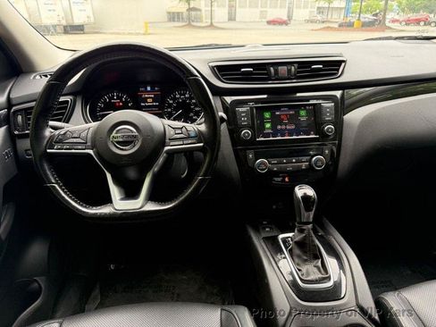Used 2022 Nissan Rogue Sport SL w/ Premium Package AWD/4WD image 16