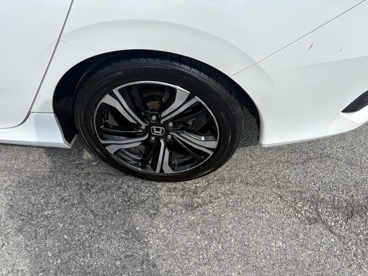 Used 2017 Honda Civic Touring image 49