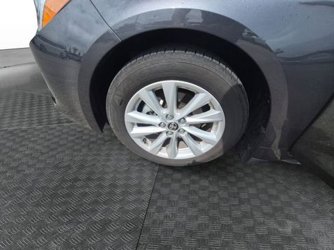Used 2025 Toyota Corolla SE w/ SE Package FWD image 13