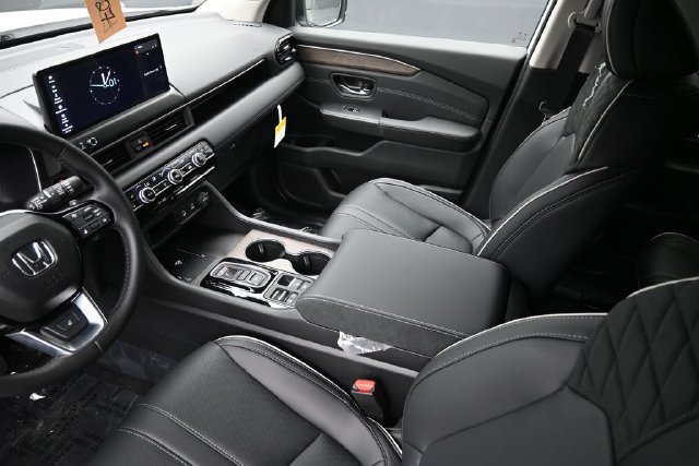 New 2026 Honda Pilot Elite image 16