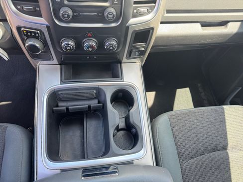 Used 2017 RAM 1500 Classic SLT RWD image 21