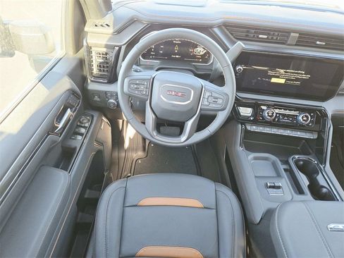 New 2026 GMC Sierra 2500 AT4 w/ AT4 Premium Plus Package image 11