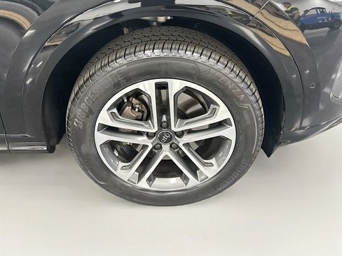 Certified 2025 Audi Q5 2.0T Premium Plus w/ Premium Plus image 31
