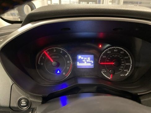 Used 2018 Subaru Crosstrek 2.0i Premium w/ Popular Package #2 image 17