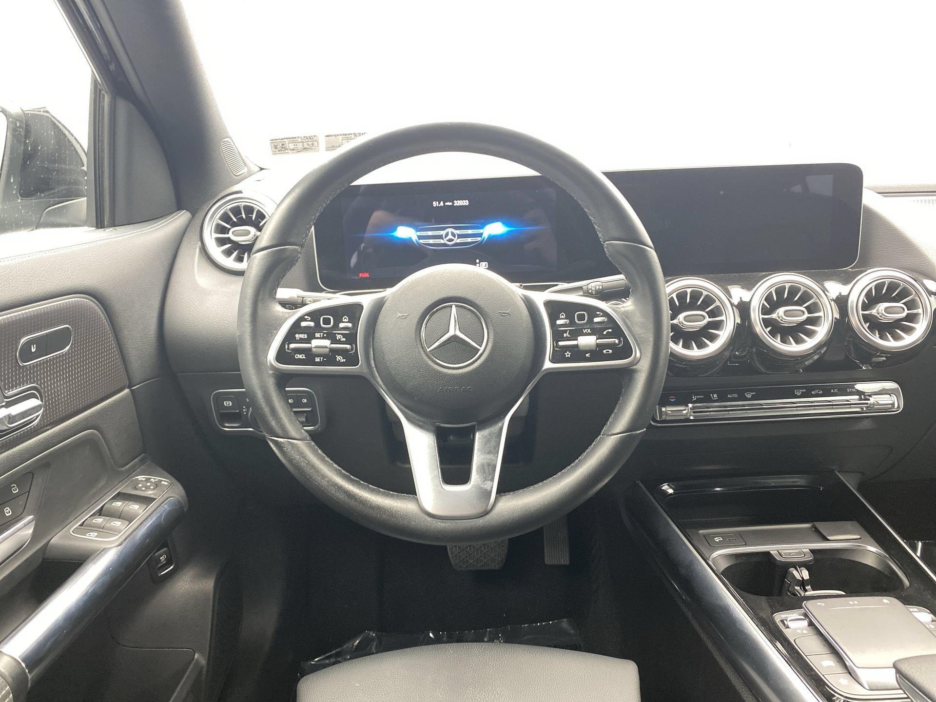 Used 2021 Mercedes-Benz GLA 250 4MATIC image 12