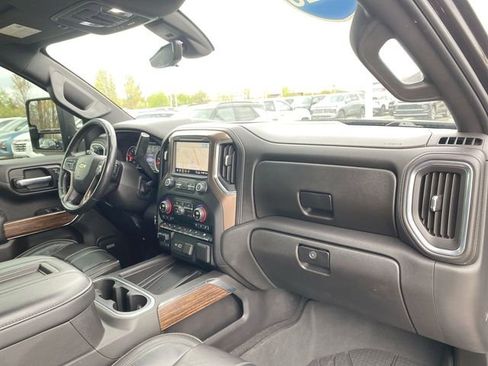 Used 2020 Chevrolet Silverado 1500 High Country w/ Technology Package AWD/4WD image 30