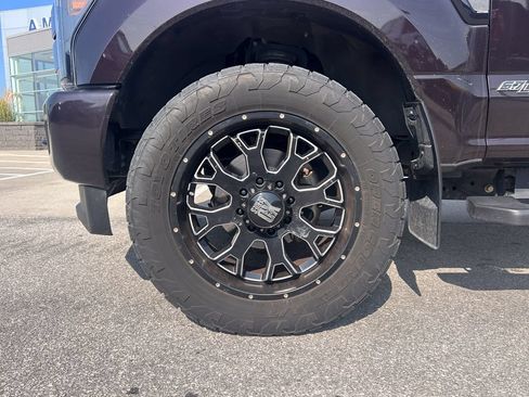 Used 2019 Ford F250 Lariat w/ Lariat Ultimate Package AWD/4WD image 36
