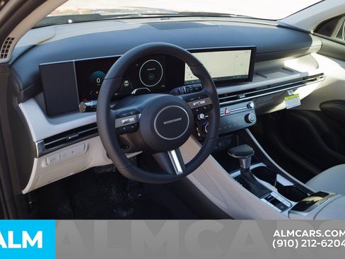 Certified 2025 Hyundai Tucson SEL image 13