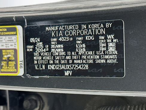 Used 2025 Kia Soul LX w/ LX Technology Package image 12