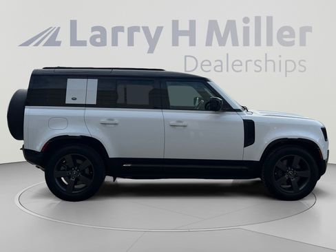 Used 2023 Land Rover Defender 110 X-Dynamic SE AWD/4WD image 6