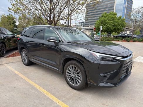 Used 2024 Lexus TX 350 AWD w/ Cold Weather Package image 4