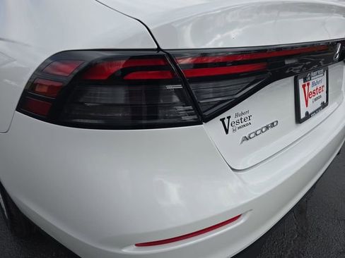 New 2025 Honda Accord LX image 33